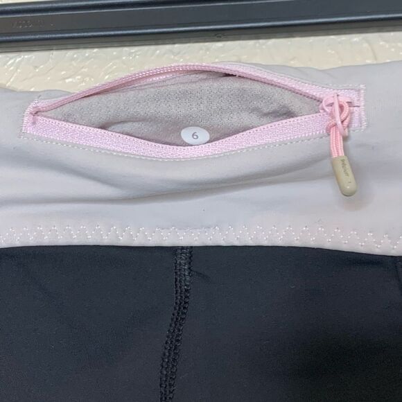 Lululemon run for it crops black pig pink - Picture 10 of 13
